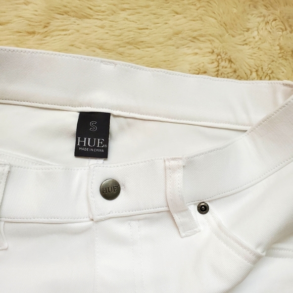 HUE. Small Womens Stretchy White pants. NEW. - Picture 5 of 6
